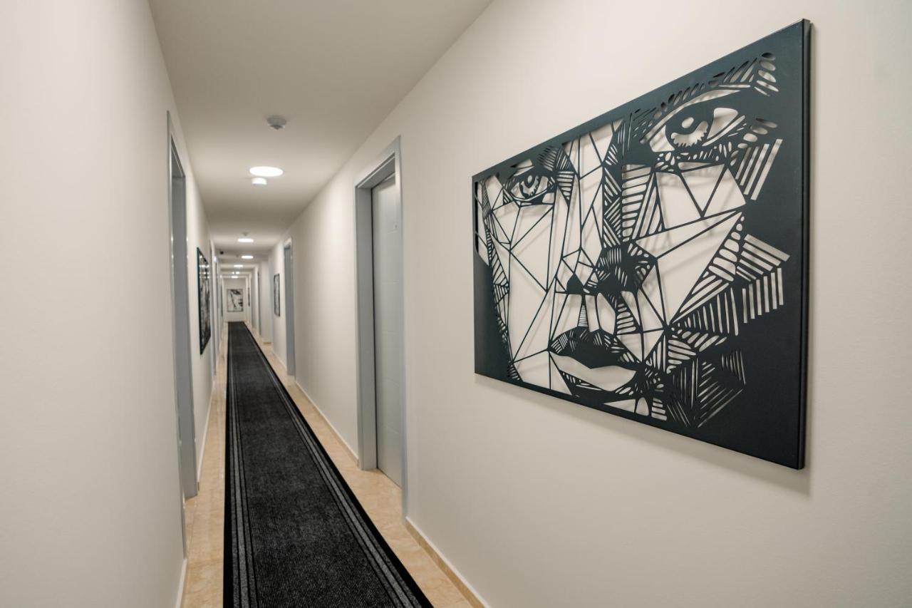 אוהריד Makedon Apartments מראה חיצוני תמונה