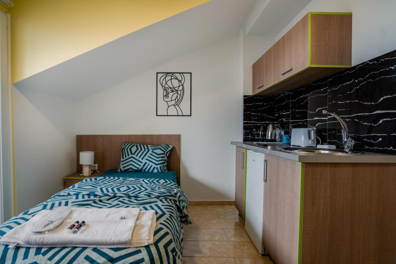 אוהריד Makedon Apartments מראה חיצוני תמונה