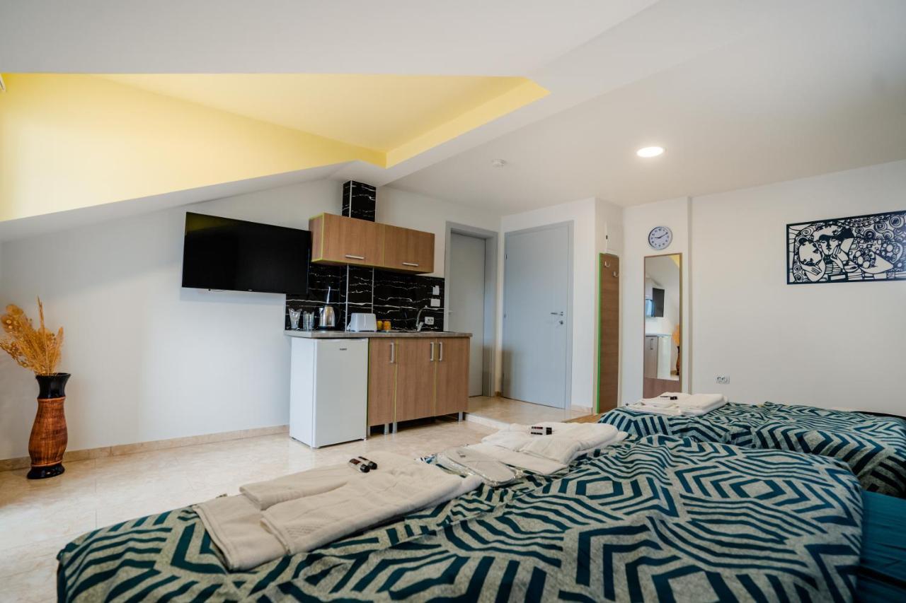 אוהריד Makedon Apartments מראה חיצוני תמונה