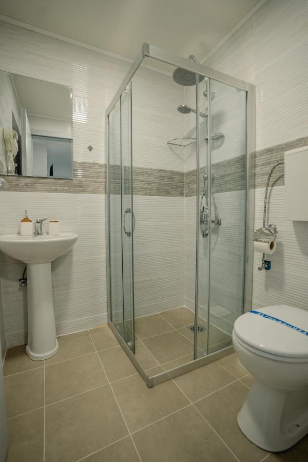אוהריד Makedon Apartments מראה חיצוני תמונה