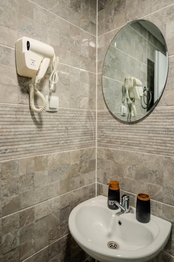 אוהריד Makedon Apartments מראה חיצוני תמונה
