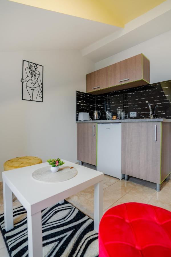 אוהריד Makedon Apartments מראה חיצוני תמונה