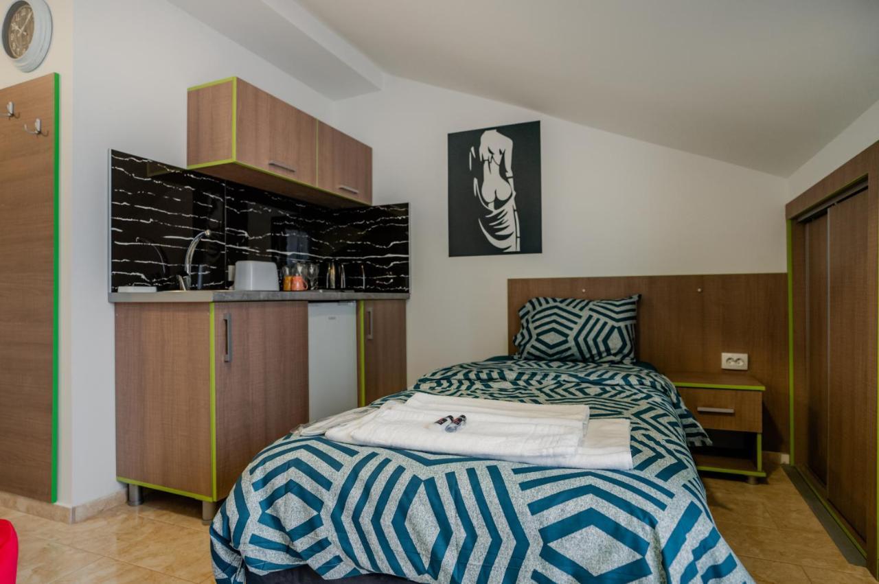 אוהריד Makedon Apartments מראה חיצוני תמונה